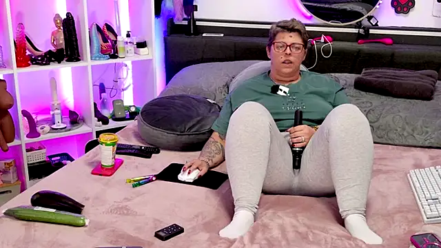 Snapshot of SunshineLexi chatting on February 2026 02:54:01 PM SunshineLexi online show from February 2026 02:54:01 PM