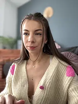 Mia Ethan online show from January 2025 08:22:01 AM