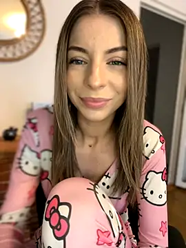 Mia Ethan online show from October 2025 10:10:02 AM