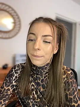 Mia Ethan online show from October 2025 08:03:01 AM