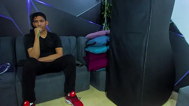 Snapshot of playsgirlhot chatting on January 2026 11:20:02 PM playsgirlhot online show from January 2026 11:20:02 PM