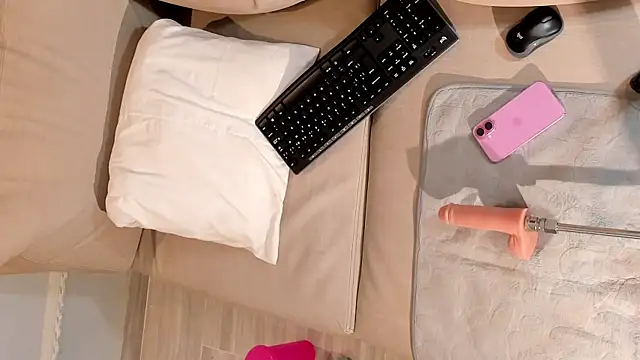 Snapshot of Eilin_clio chatting on March 2025 07:24:02 PM Eilin clio online show from March 2025 07:24:02 PM