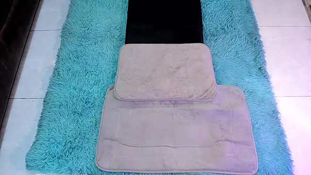 Snapshot of Eilin_clio chatting on November 2025 08:08:01 PM Eilin clio online show from November 2025 08:08:01 PM