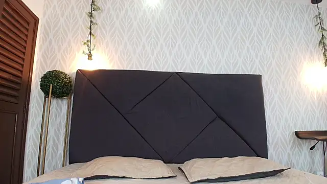 sandy rivas online show from April 2026 12:24:01 PM