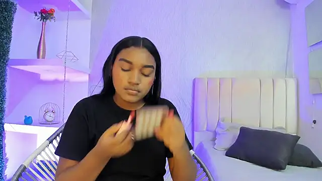 kayna gomez online show from January 2025 07:25:01 PM