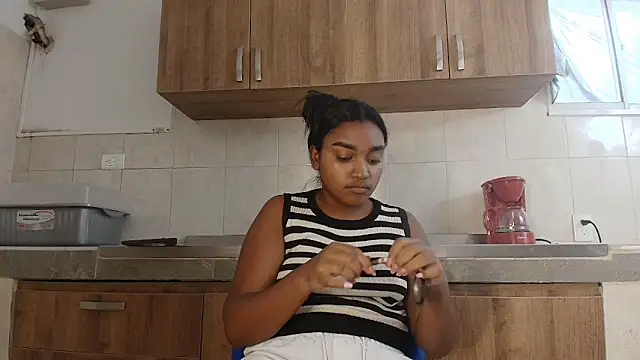 kayna gomez online show from May 2026 07:10:02 PM