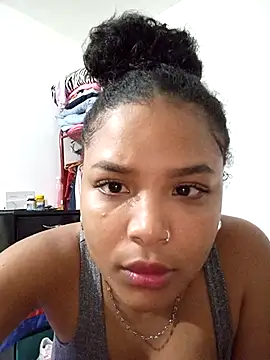 Snapshot of dulcesilvana10 chatting on September 2025 04:27:02 AM dulcesilvana10 online show from September 2025 04:27:02 AM