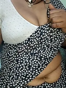 Snapshot of Sexy-Telugunayana2 chatting on November 2025 07:38:01 PM Sexy-Telugunayana2 online show from November 2025 07:38:01 PM