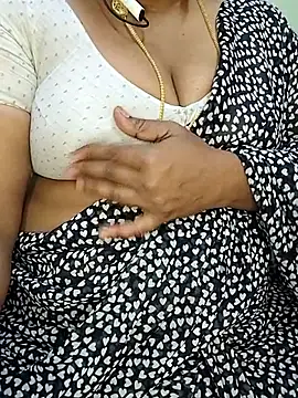 Snapshot of Sexy-Telugunayana2 chatting on November 2025 05:57:02 PM Sexy-Telugunayana2 online show from November 2025 05:57:02 PM