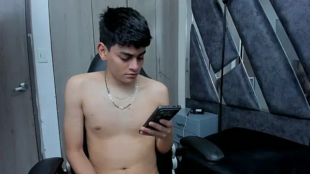 Snapshot of Yef_Thin chatting on February 2026 03:49:02 AM Yef Thin online show from February 2026 03:49:02 AM