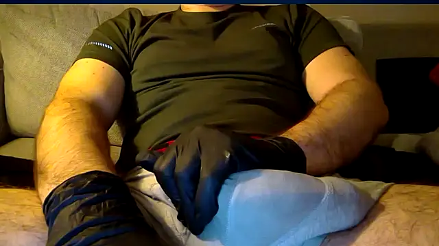 hungking10 online show from December 2024 10:53:01 PM