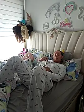 Sparkle2206 online show from February 2026 02:15:02 PM