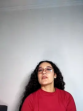 chunn liioo online show from February 2025 10:20:01 PM