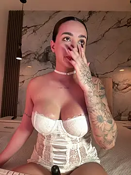 Pink Jazmin online show from July 2026 01:07:01 AM