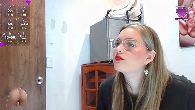 Snapshot of kendallclarkk03 chatting on January 2025 05:09:01 AM kendallclarkk03 online show from January 2025 05:09:01 AM