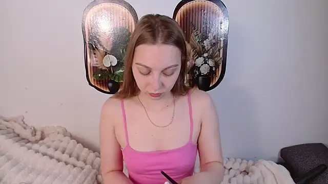 bellaa love  online show from May 2026 12:06:02 AM