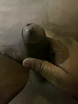 Snapshot of Sexiiiiii97_ chatting on December 2024 11:01:02 AM Sexiiiiii97 online show from December 2024 11:01:02 AM