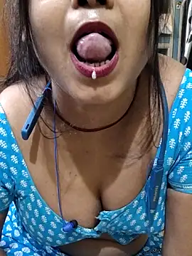 Snapshot of yoursweety09 chatting on April 2026 02:07:02 PM yoursweety09 online show from April 2026 02:07:02 PM