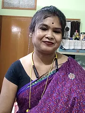 Snapshot of yoursweety09 chatting on May 2026 01:43:02 PM yoursweety09 online show from May 2026 01:43:02 PM