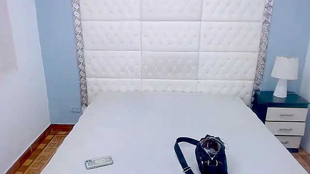 Eban Dustan online show from January 2025 08:18:01 PM