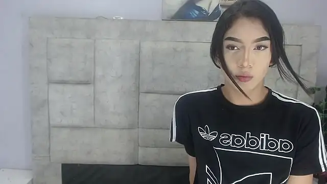 Eban Dustan online show from October 2025 02:58:02 PM