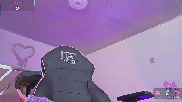 Laylafoxy tay online show from November 2025 03:28:01 AM