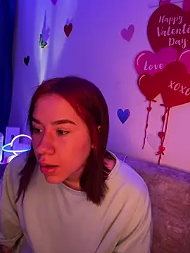 Snapshot of Im_Valen_Cute chatting on February 2025 11:37:02 PM Im Valen Cute online show from February 2025 11:37:02 PM