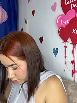 Snapshot of Im_Valen_Cute chatting on February 2025 12:39:01 AM Im Valen Cute online show from February 2025 12:39:01 AM