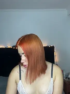 Snapshot of Im_Valen_Cute chatting on February 2025 02:17:02 AM Im Valen Cute online show from February 2025 02:17:02 AM