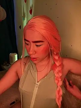 Snapshot of Im_Valen_Cute chatting on March 2025 11:24:02 PM Im Valen Cute online show from March 2025 11:24:02 PM