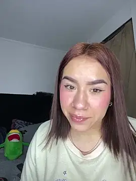 Snapshot of Im_Valen_Cute chatting on March 2025 11:26:01 PM Im Valen Cute online show from March 2025 11:26:01 PM