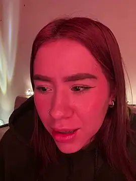 Snapshot of Im_Valen_Cute chatting on March 2025 01:22:01 AM Im Valen Cute online show from March 2025 01:22:01 AM