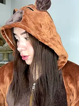 Im Valen Cute online show from November 2025 02:36:02 AM