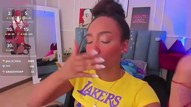 Amber  Sanchez online show from December 2024 12:49:01 PM