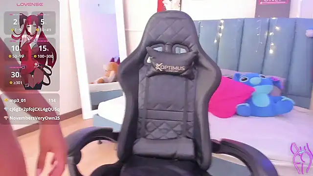 Amber  Sanchez online show from December 2024 11:17:02 AM