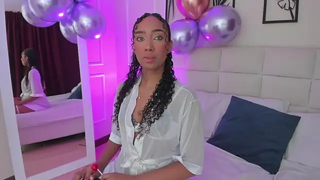 Amber  Sanchez online show from January 2025 02:47:01 AM