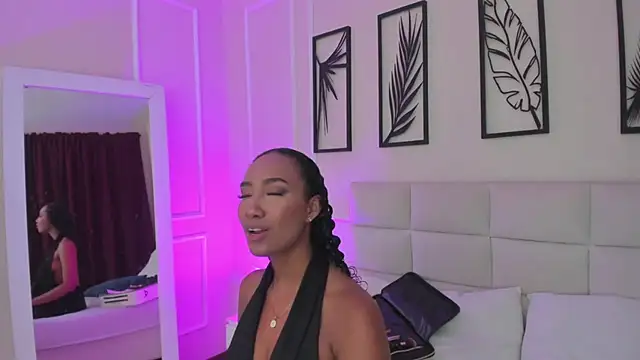 Amber  Sanchez online show from January 2025 04:59:01 AM