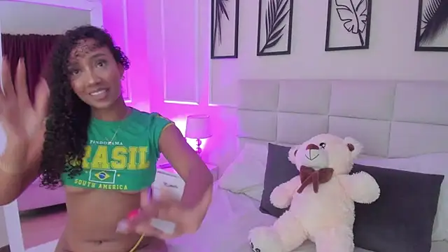 Amber  Sanchez online show from February 2025 03:26:02 AM