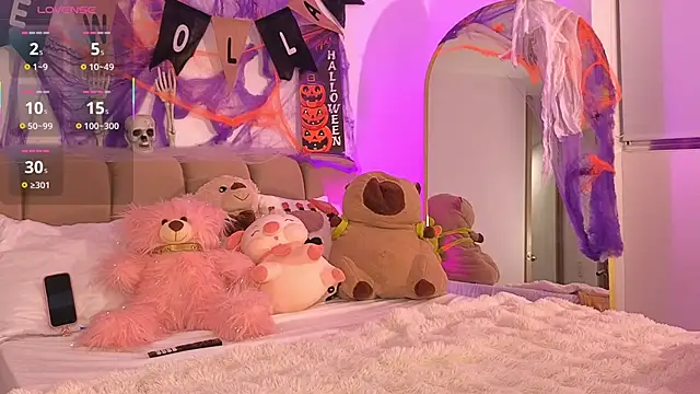 Amber  Sanchez online show from October 2025 01:47:01 AM