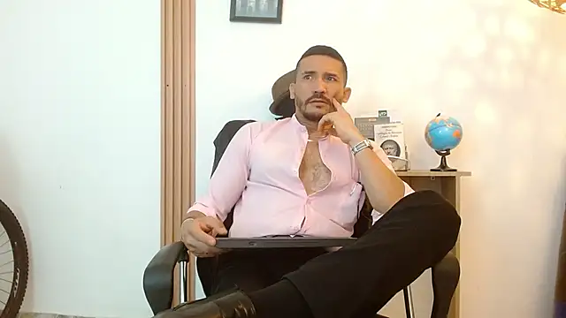 Reiko 85  online show from September 2025 02:43:01 PM