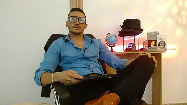 Reiko 85  online show from November 2025 03:11:01 PM