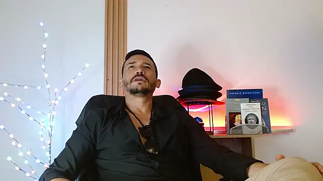 Reiko 85  online show from January 2026 03:25:02 PM