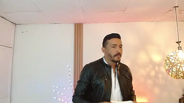 Reiko 85  online show from January 2026 02:31:01 PM