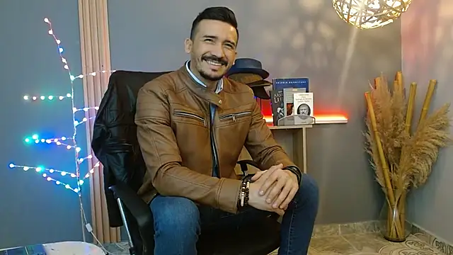 Reiko 85  online show from February 2026 07:15:02 PM