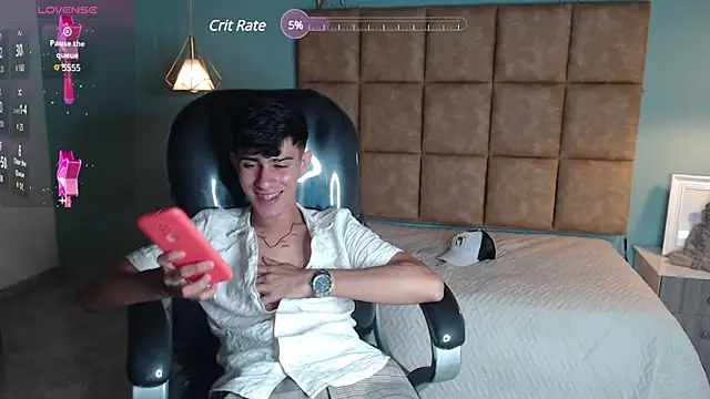 Snapshot of Dyla_n18 chatting on January 2025 02:24:02 AM Dyla n18 online show from January 2025 02:24:02 AM