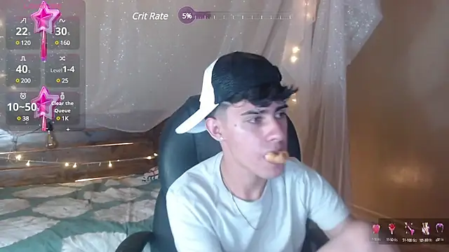 Snapshot of Dyla_n18 chatting on January 2025 01:09:02 AM Dyla n18 online show from January 2025 01:09:02 AM