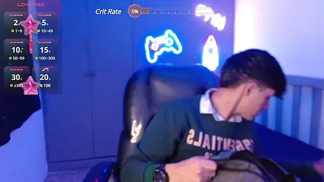 Snapshot of Dyla_n18 chatting on March 2025 07:50:02 PM Dyla n18 online show from March 2025 07:50:02 PM