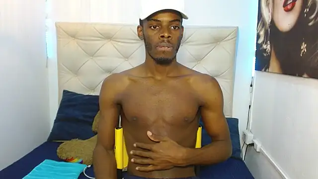 Snapshot of royce_ebony chatting on February 2025 02:39:02 AM royce ebony online show from February 2025 02:39:02 AM