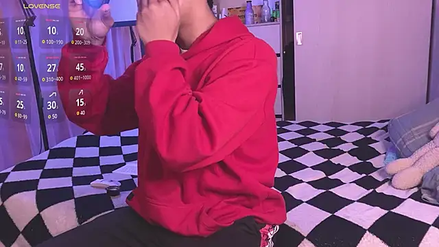 Snapshot of teobowny_ chatting on February 2025 01:08:02 PM teobowny online show from February 2025 01:08:02 PM