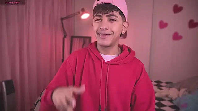 Snapshot of teobowny_ chatting on March 2025 01:35:02 PM teobowny online show from March 2025 01:35:02 PM